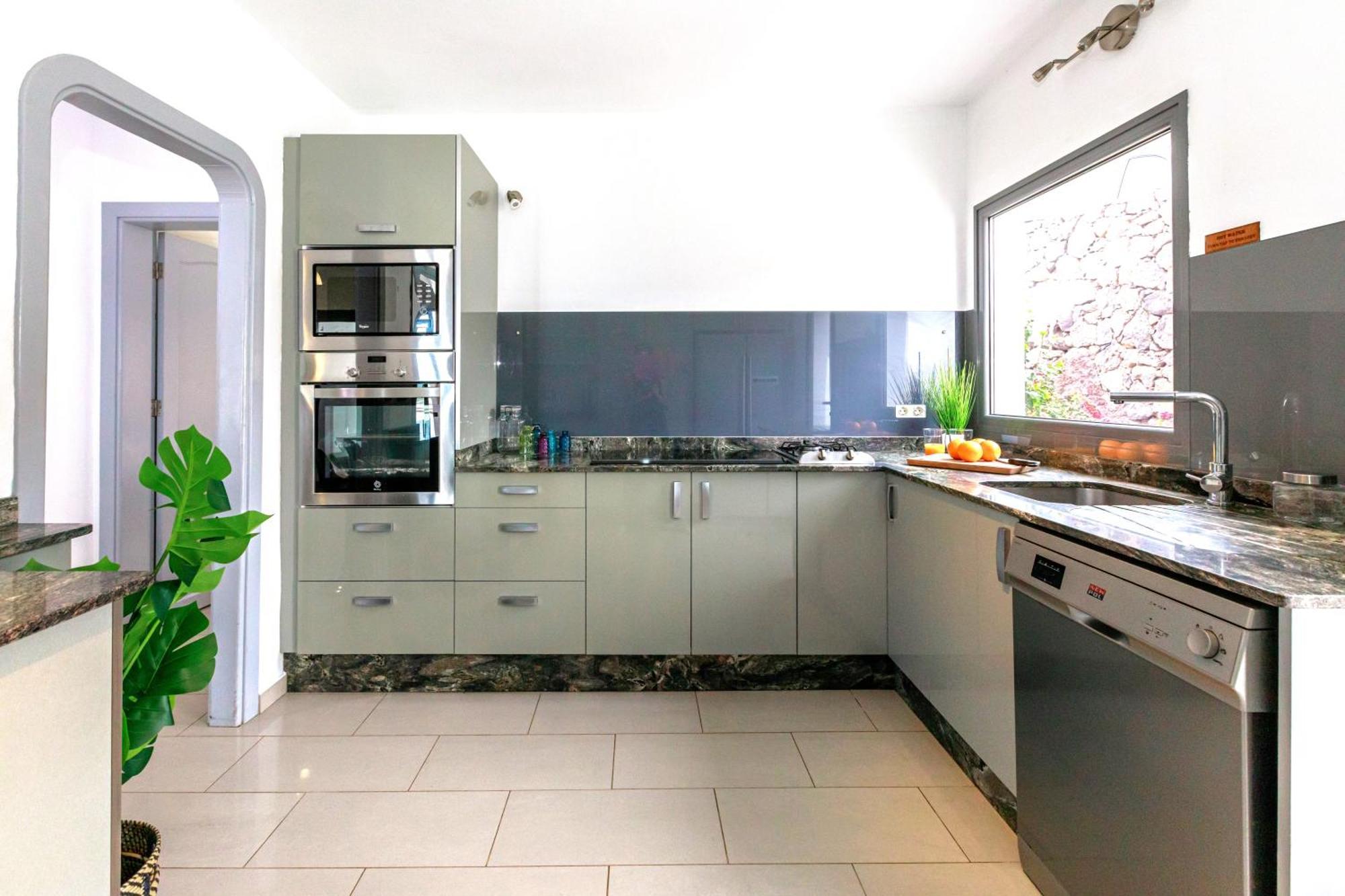 Luxus Mit 5 Schlafzimmern, Heated Pool, Ps4, Fitnessraum Villa Tabayesco